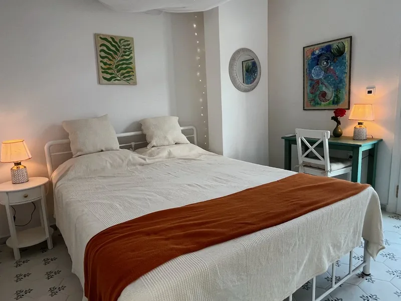 Amalia House, Schlafzimmer 1